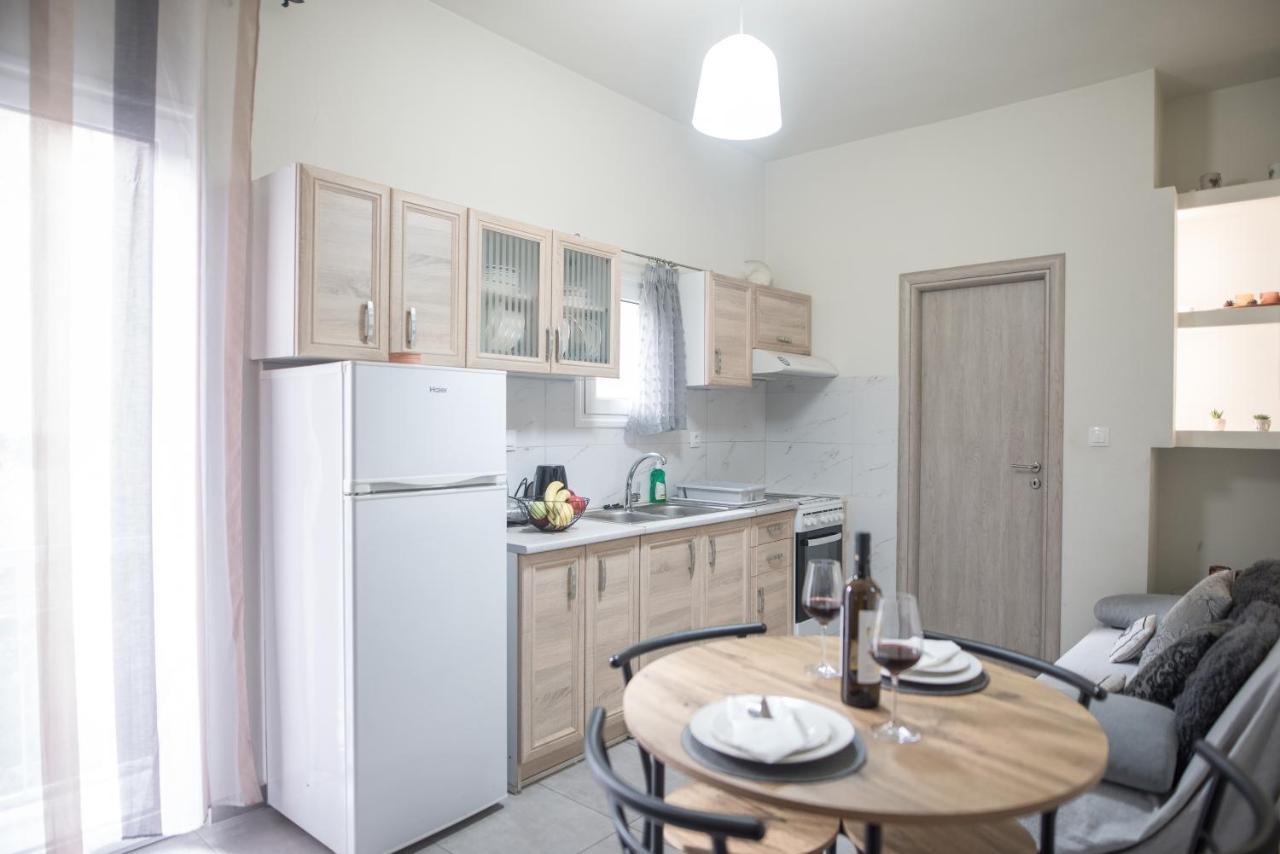 Cozy Cityscape Apartment In Афины Экстерьер фото